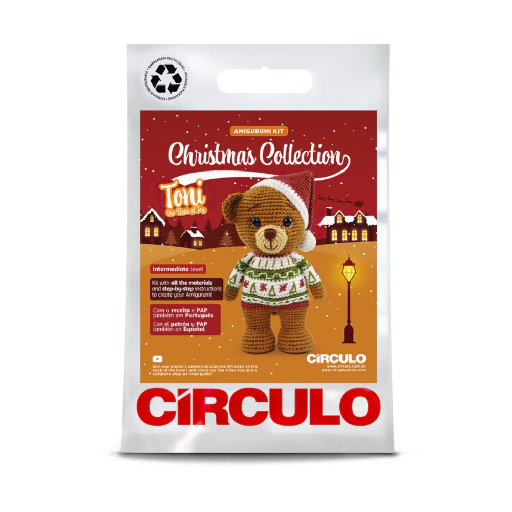 Circulo Toni the Christmas Bear Crochet Kit