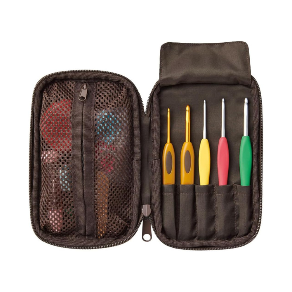 Clover Compact Zipper Crochet Hook Case