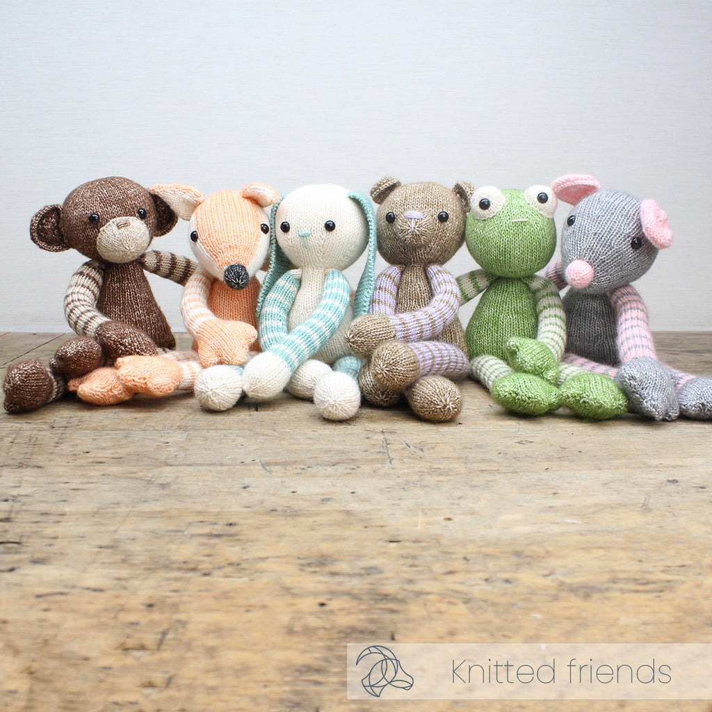 Hardicraft Tess Bear Knitting Kit